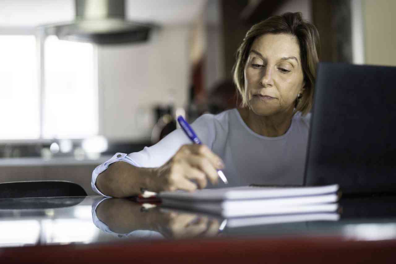 La Scuola in TV: la Rai regala un mese intero di lezioni all’istruzione degli adulti