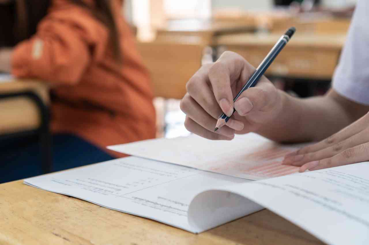 Maturità 2020: esame in presenza, mascherine sì o no?