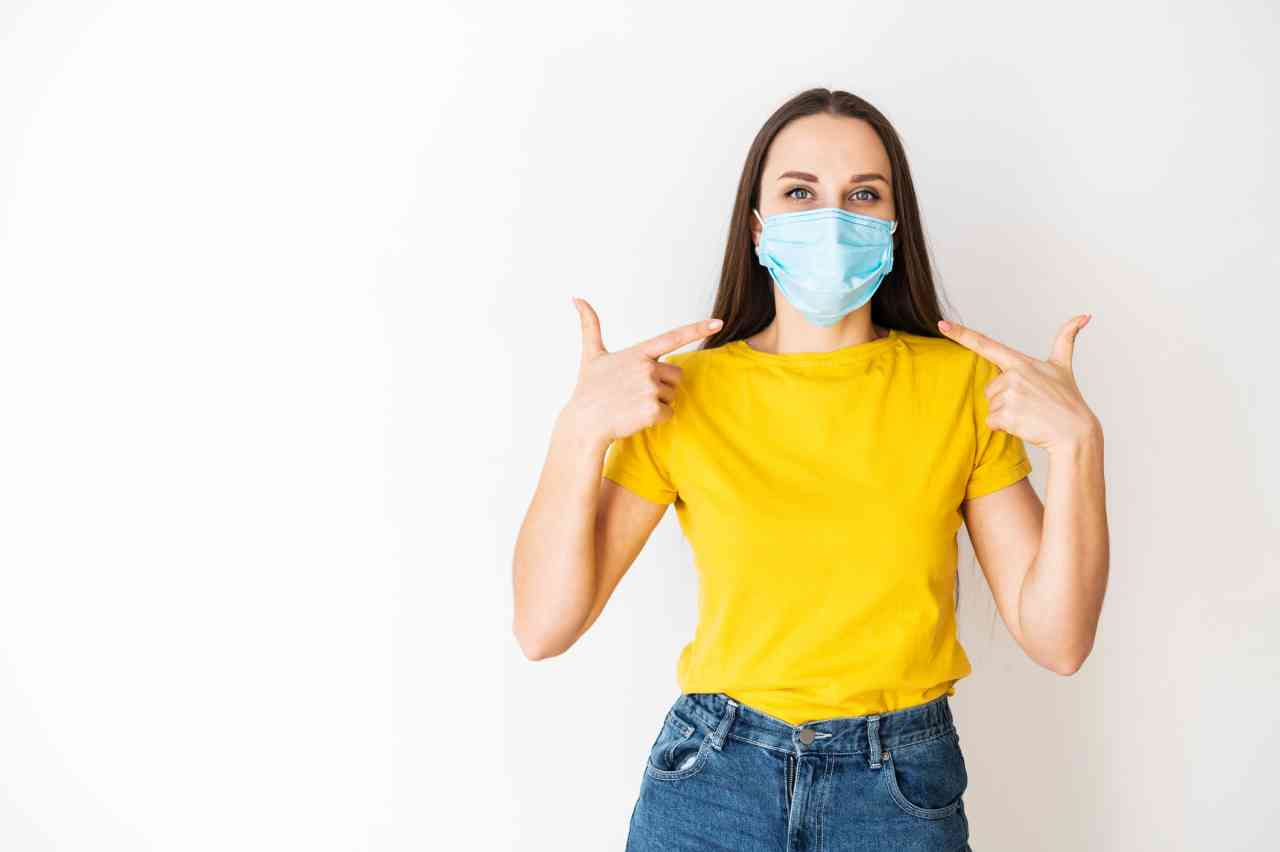 Coronavirus, mascherine e distanza si dimostrano efficaci contro il Covid-19