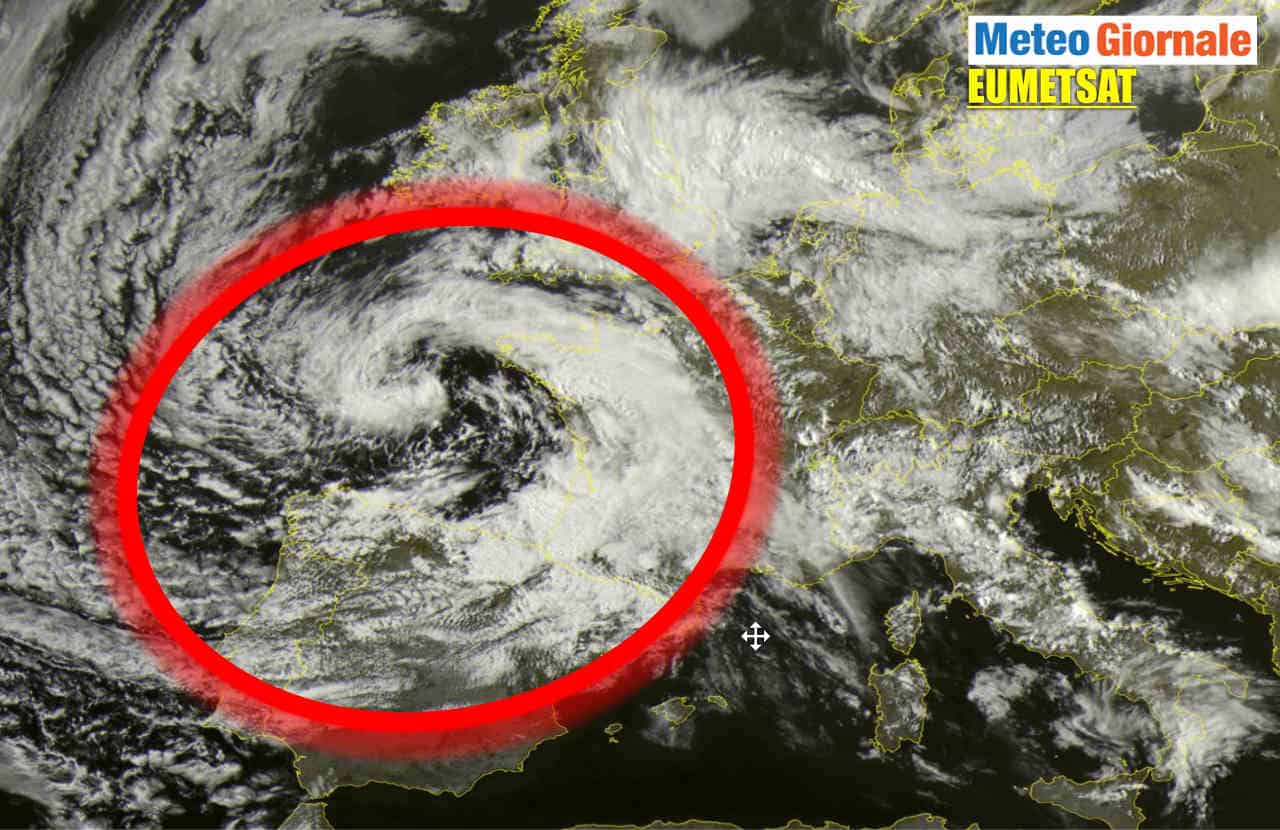 Ciclone spingerà perturbazione verso l’Italia: meteo in nuovo peggioramento
