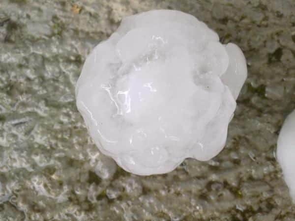 Grandine devastante a Milano. Meteo estremo estivo
