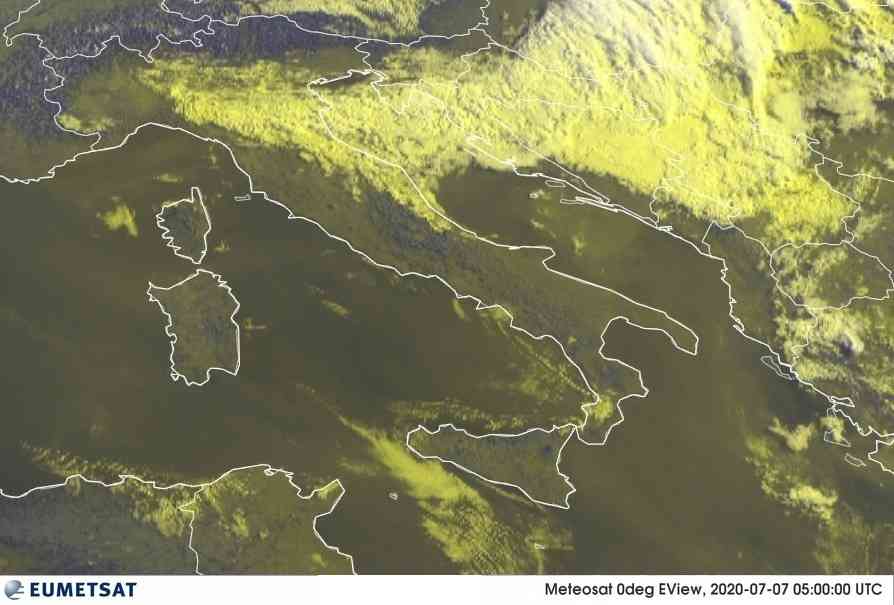 perturbazione che viene da nord su italia