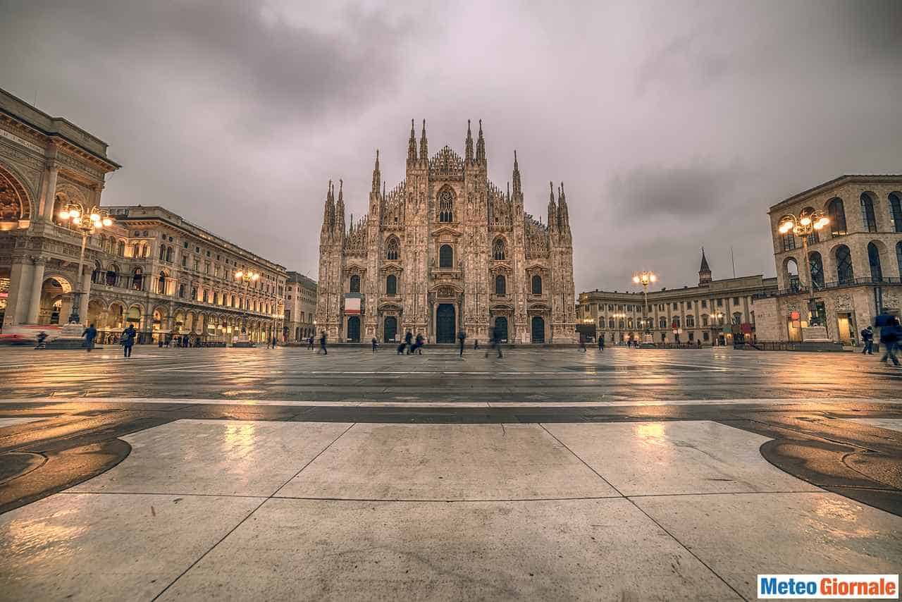 Meteo Milano, severo calo della temperatura. Rovesci, temporali