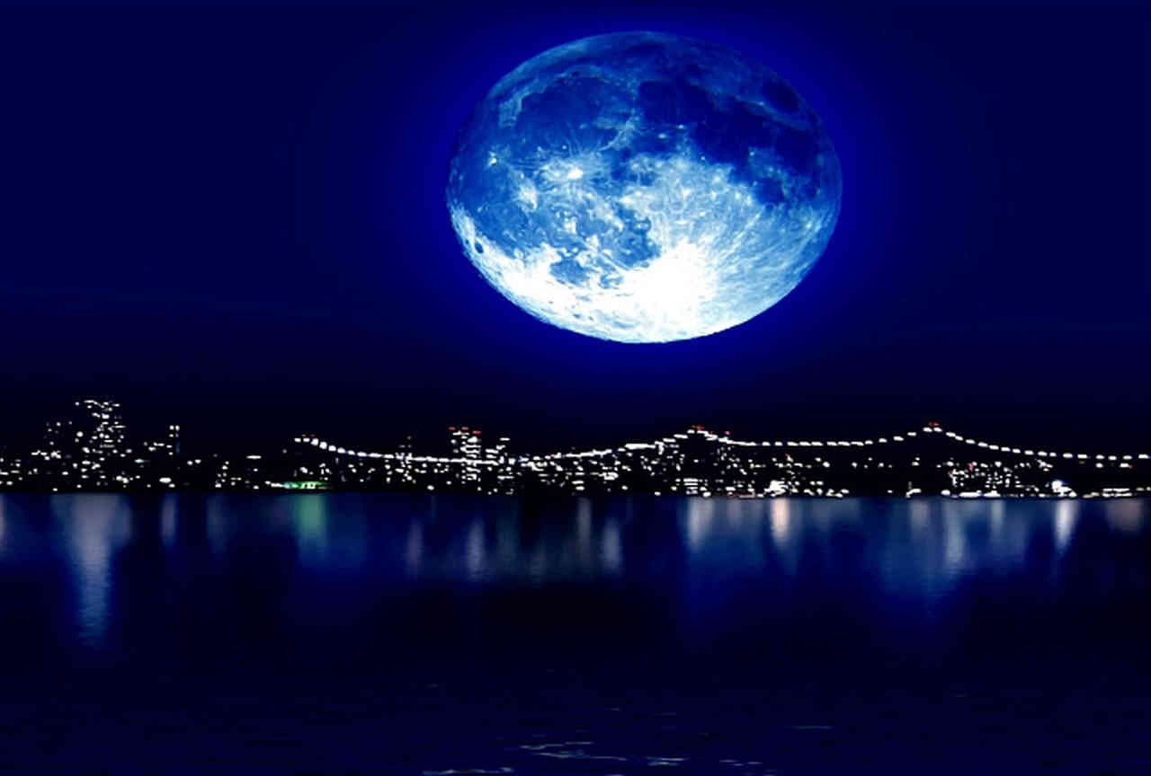 Luna Blu di Halloween, evento raro: ecco perché si chiama così