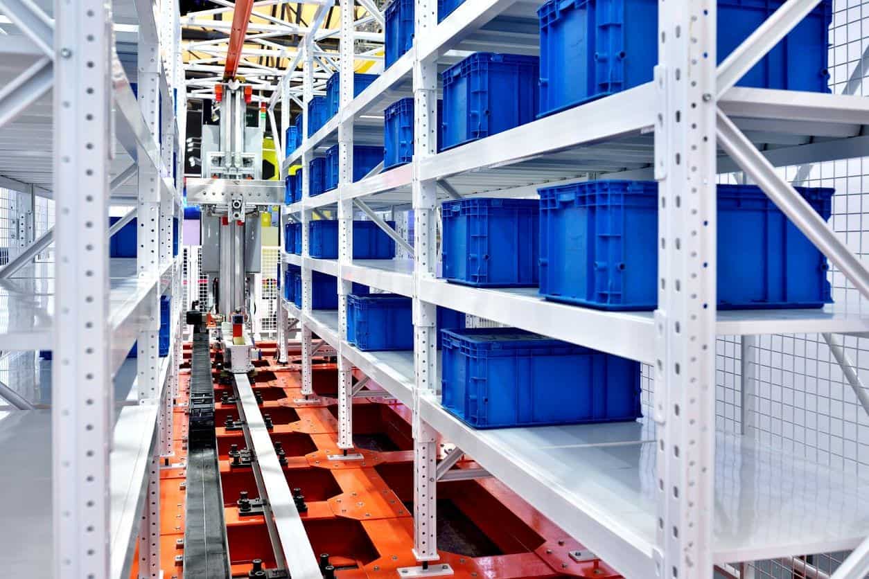 Amazon abbiamo un problema: robot contro umani, più efficienza e più infortuni