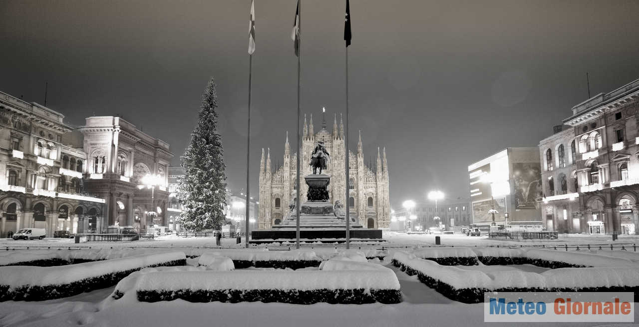 Meteo Milano, in attesa di 20 cm di neve. Gelate. Fotografie