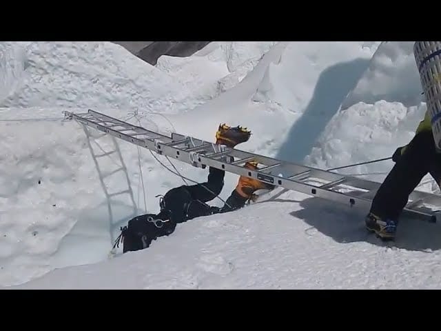 Gran parte dell’arco alpino sarà preso d’assalto da escursionisti. Eloquente incidente, video