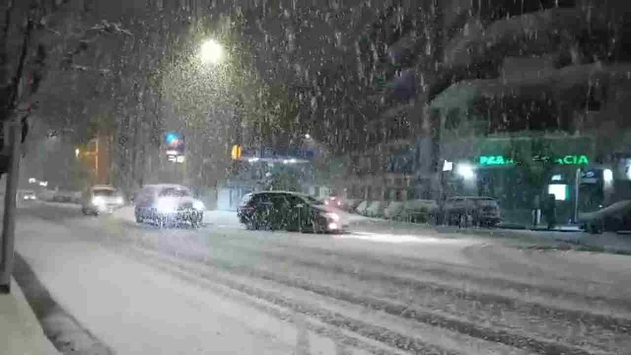 Copiosa nevicata su Cosenza