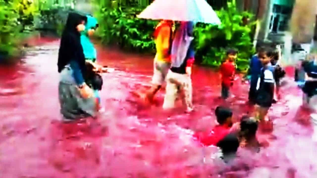 Alluvione d’acqua rossa