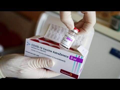 Guerra vaccini. Italia fa il primo passo per immunizzare gli europei