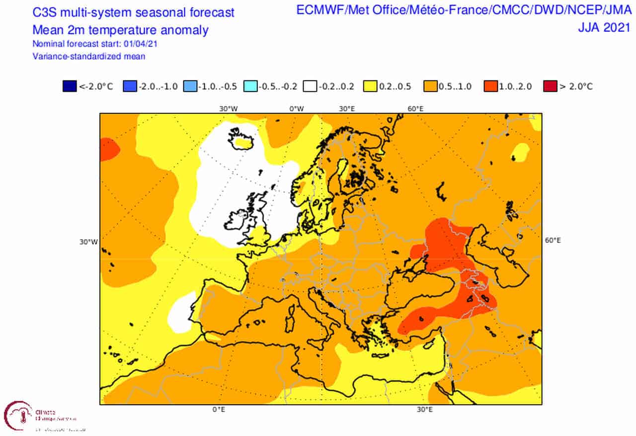 Le prospettive meteo mediate fra i vari centri meteo europei propendono per un'estate più calda del normale