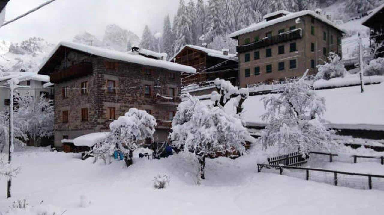 METEO, l’inverno tardivo a Maggio con apoteosi di neve fino a bassa quota