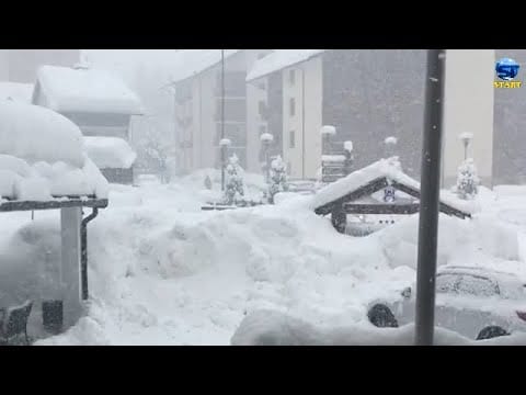 Video delle straordinarie tempeste di neve in Europa centrale