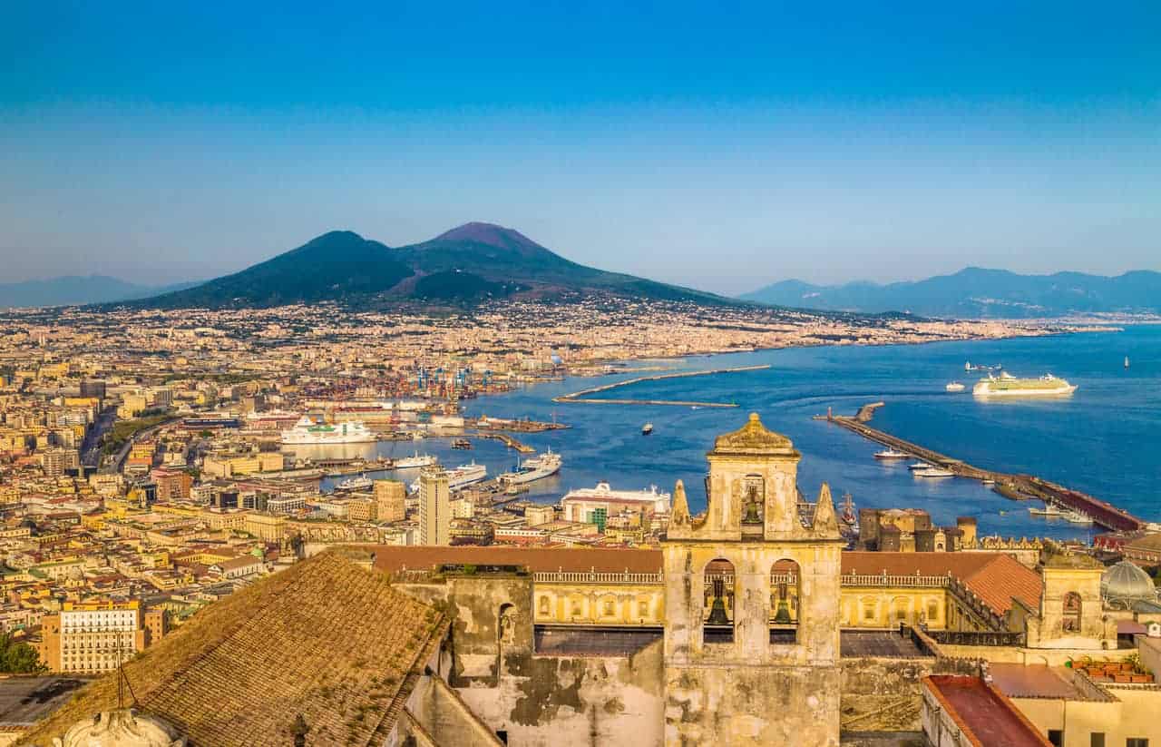 Meteo NAPOLI molta afa, oggi caldissimo