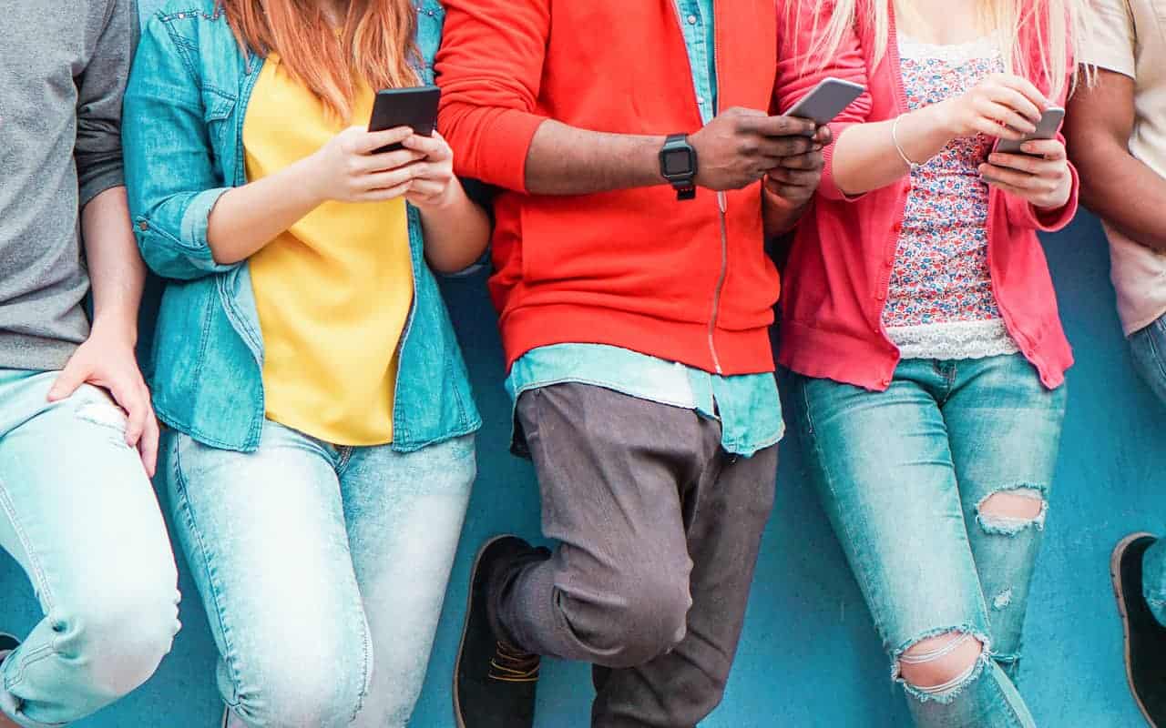 Tick Tock, Facebook, Twitter, Instagram all’origine di patologie cliniche