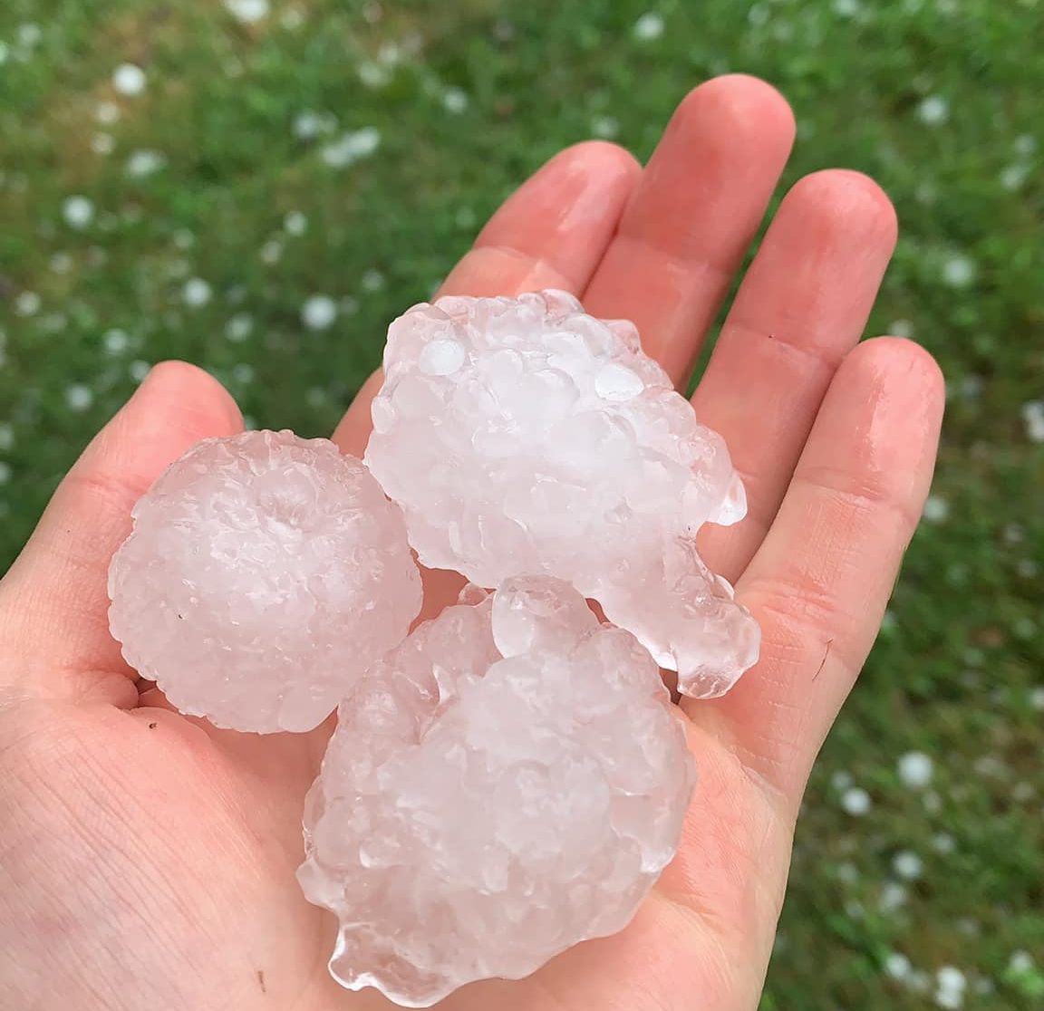 Meteo estremo: Temporali, grandine, nubifragi. Altri danni tra Lombardia e Piemonte. Alluvioni in Ticino