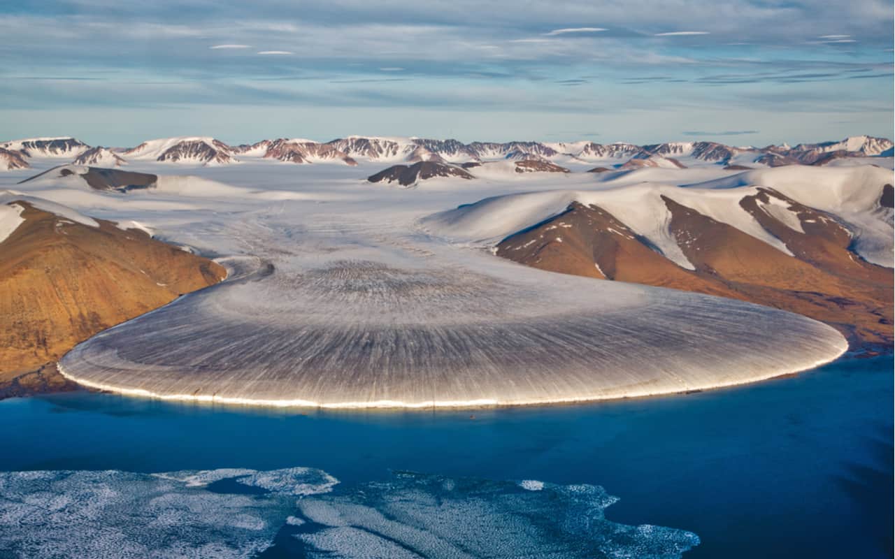 La Groenlandia si sbriciola. Video dall’alto