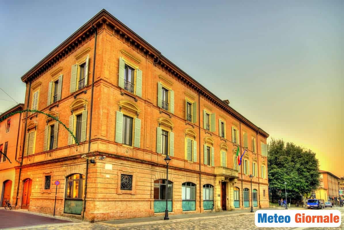 Meteo RIMINI: caldo estivo, anche afoso. Non escluso il temporale