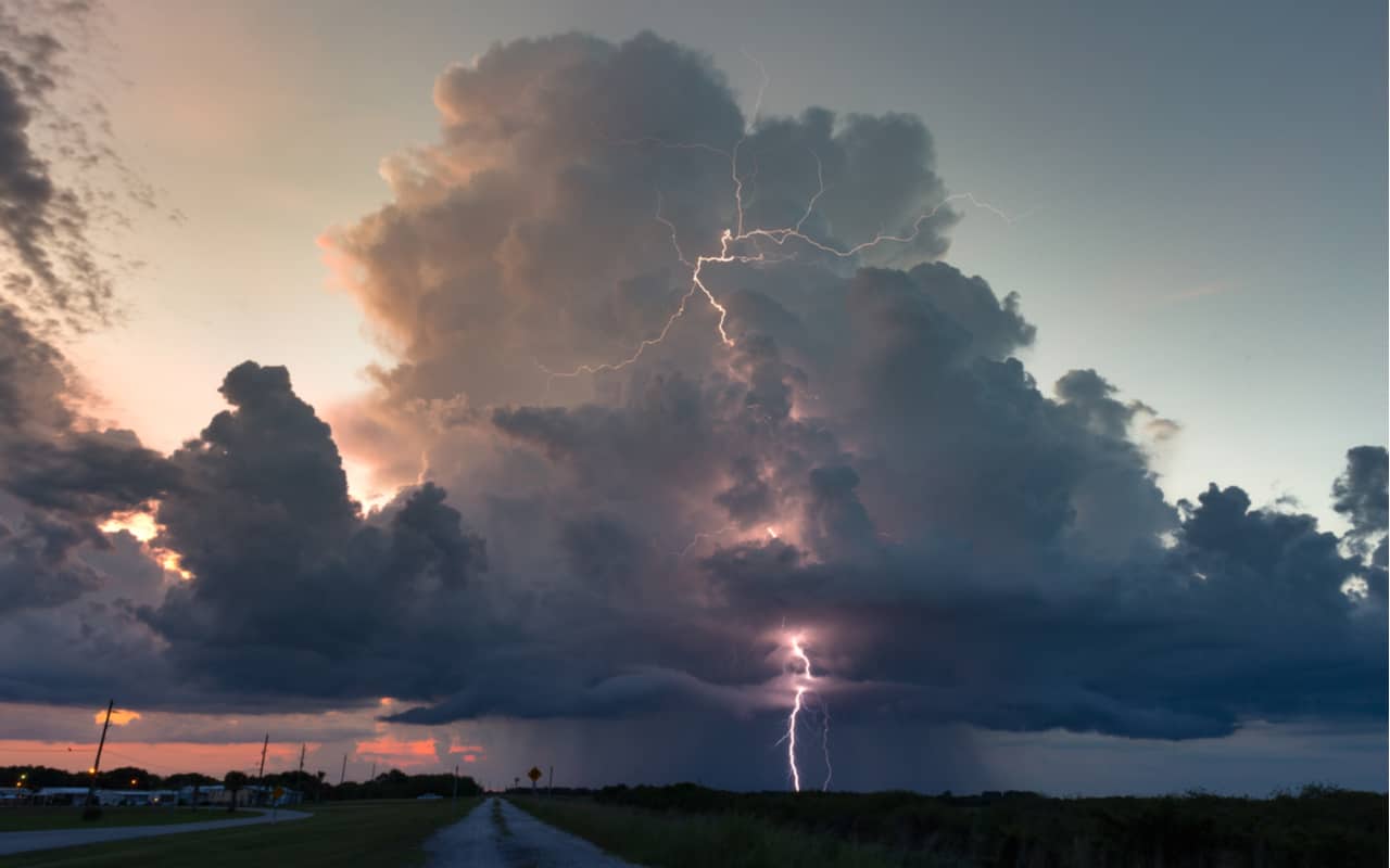 Siamo immersi nel Meteo sub TROPICALE. La QUIETE prima della BURRASCA estiva