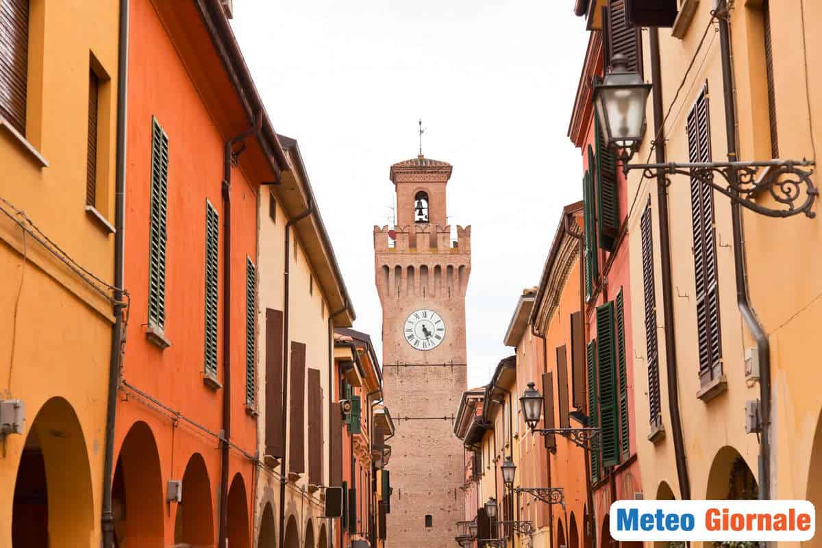 Meteo BOLOGNA: caldo estremo, estenuante e smisurato
