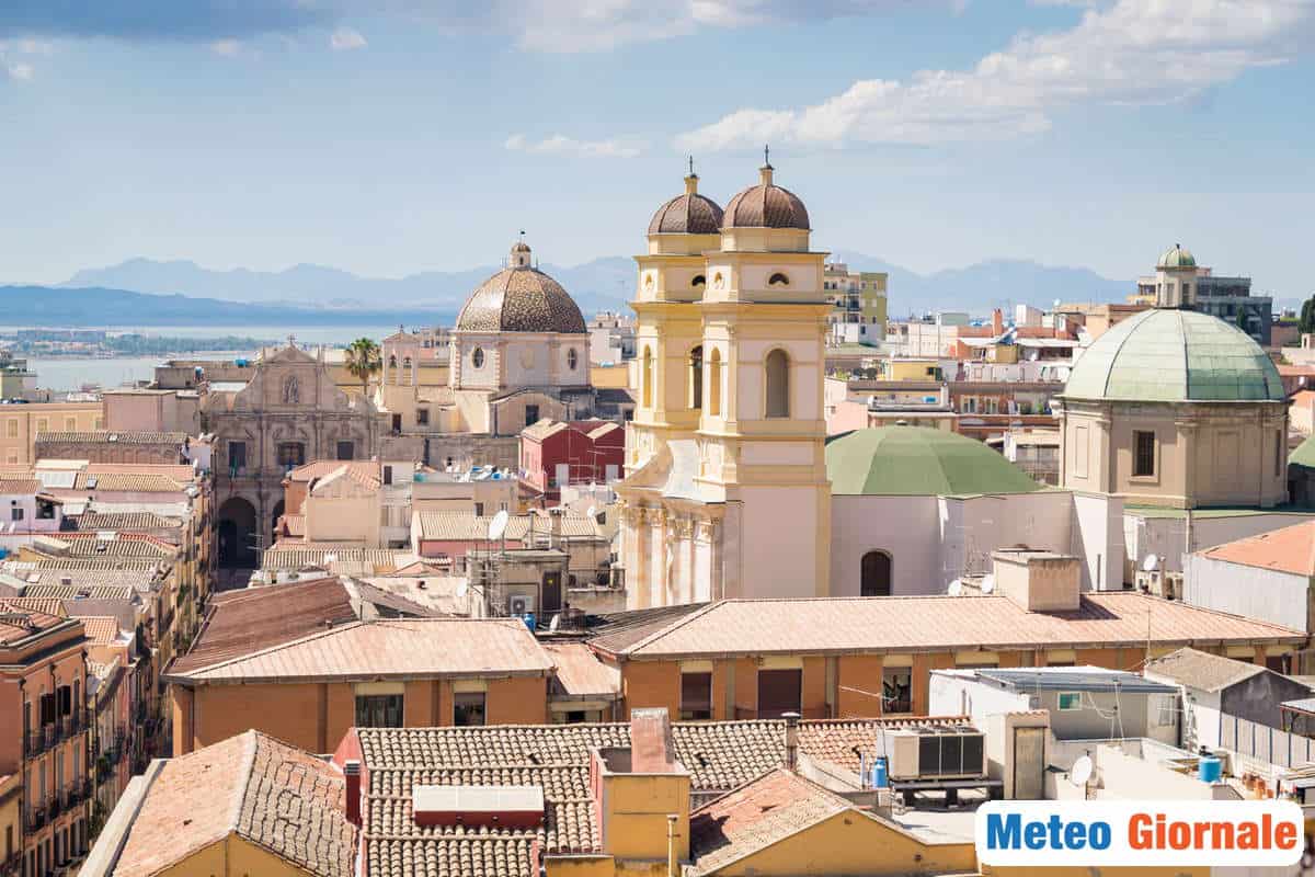 Cagliari meteo soleggiato, temperature mitissime in attesa della pioggia