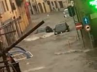 Cagliari, violento nubifragio. Video degli allagamenti nella città della Sardegna