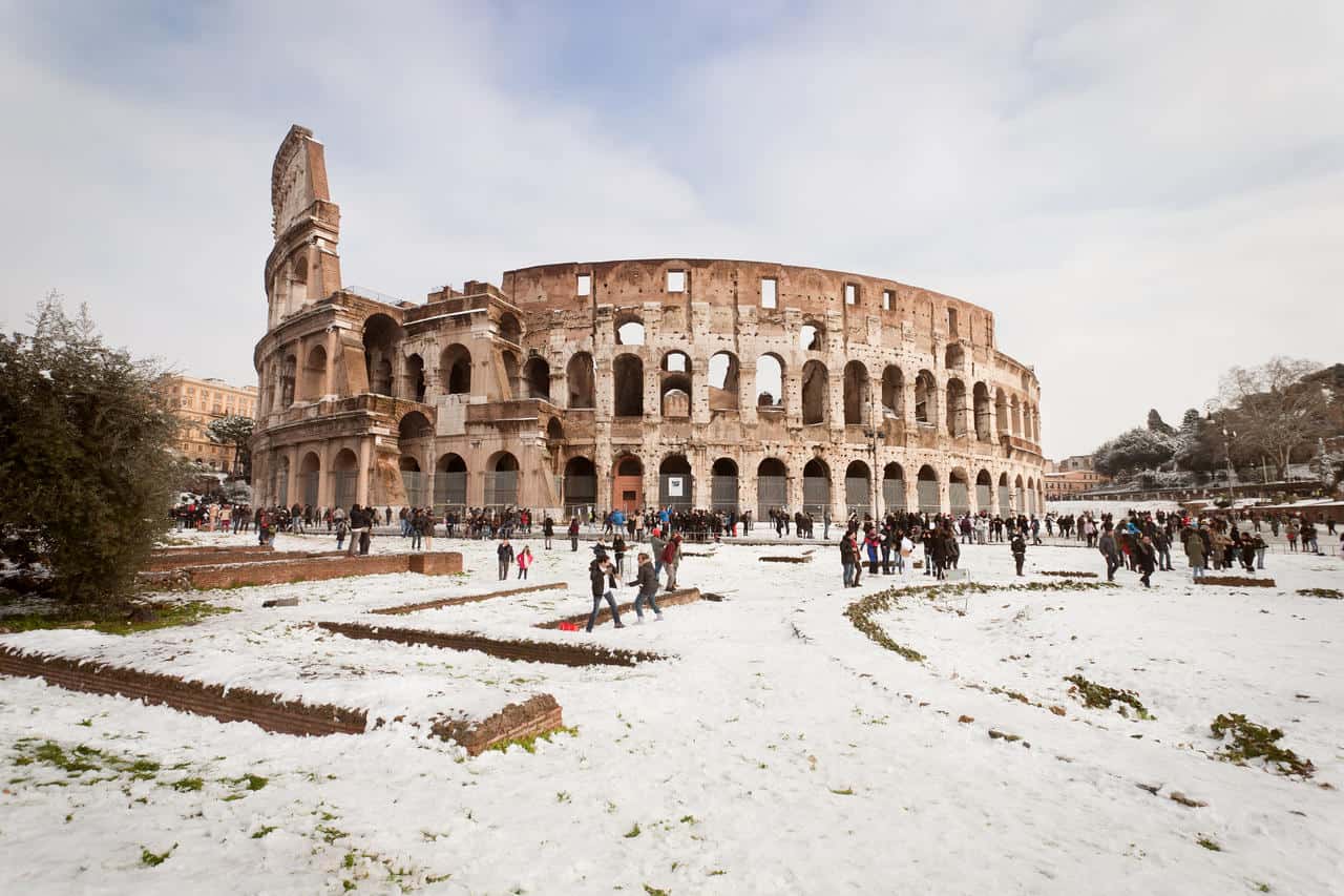 Neve a Roma.
