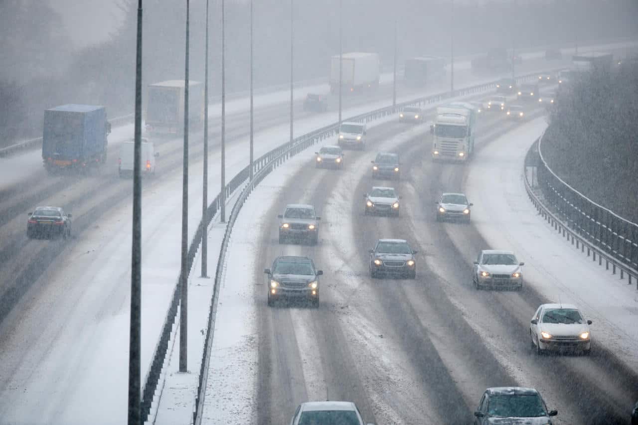 Meteo, ormai è tempo di neve. Grossi disagi per le tempeste ed il freddo