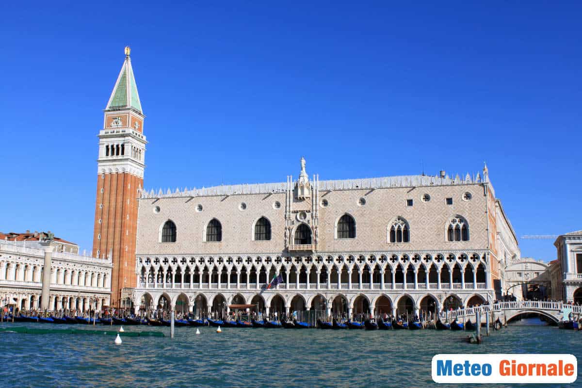 Meteo VENEZIA: invernale ma non troppo