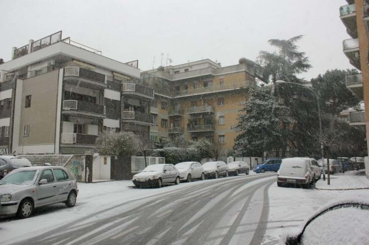 Meteo evento storico dal GELO alla NEVE su mezza Italia in piena emergenza climatica