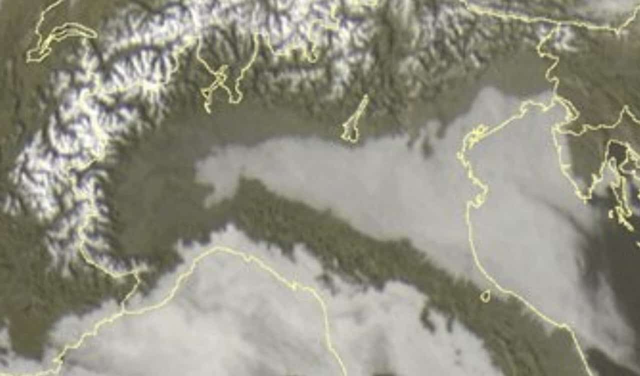nord italia nebbia vista dal meteosat a capodanno 2022