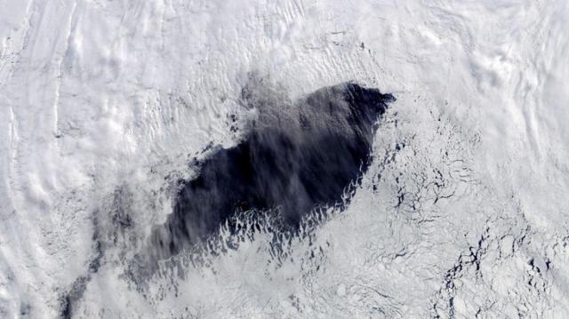 L'area dove si è fuso il ghiaccio è di 80 mila kmq