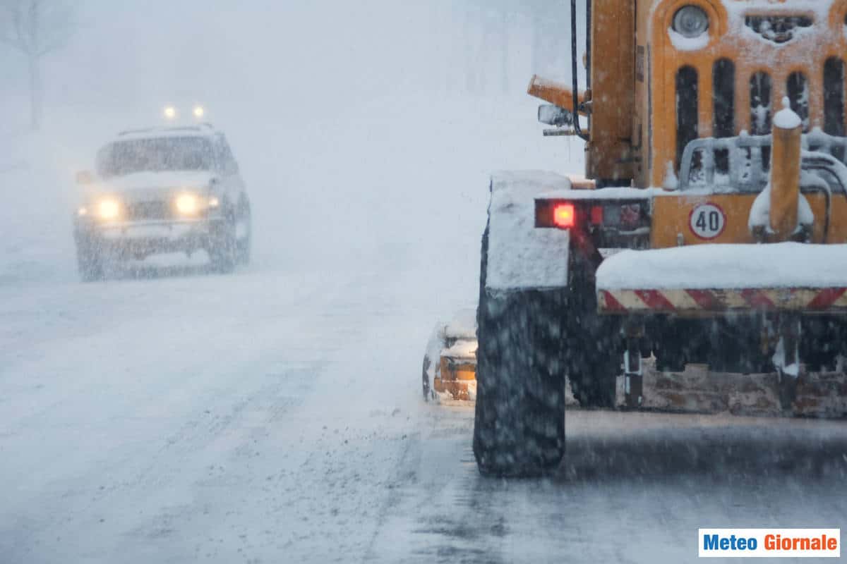 Sicilia, meteo con forti nevicate fuori stagione