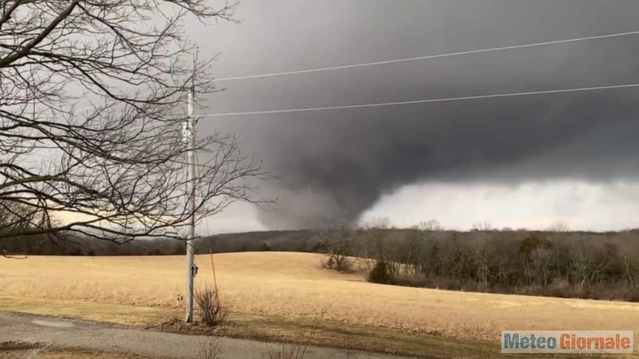 tornado e grandine Iowa5