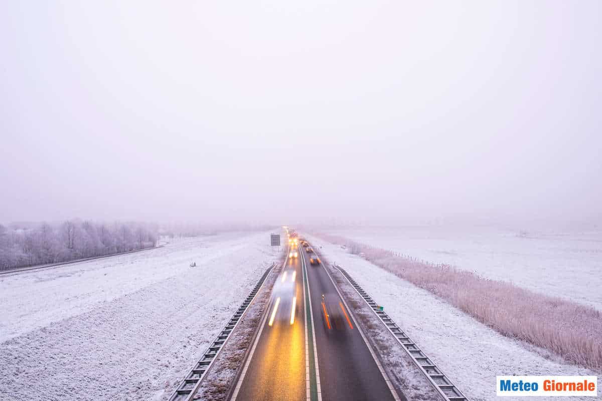 Meteo Toscana: neve a tratti con raro ciclone sul Golfo Ligure
