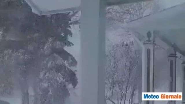 Tempeste di neve nel sud del Canada. Video Meteo