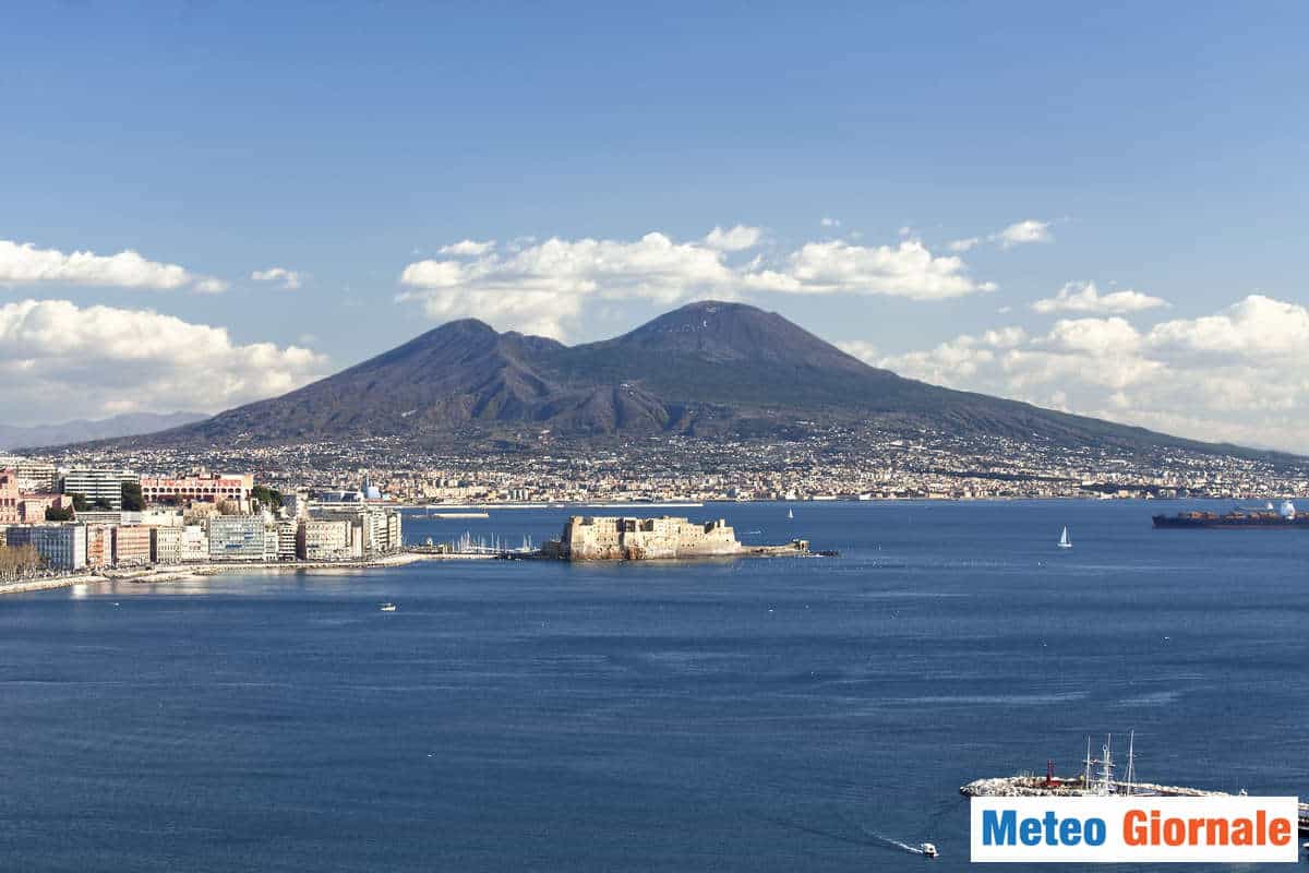 Meteo NAPOLI: temperature in aumento. Tendenza ad un clima afoso