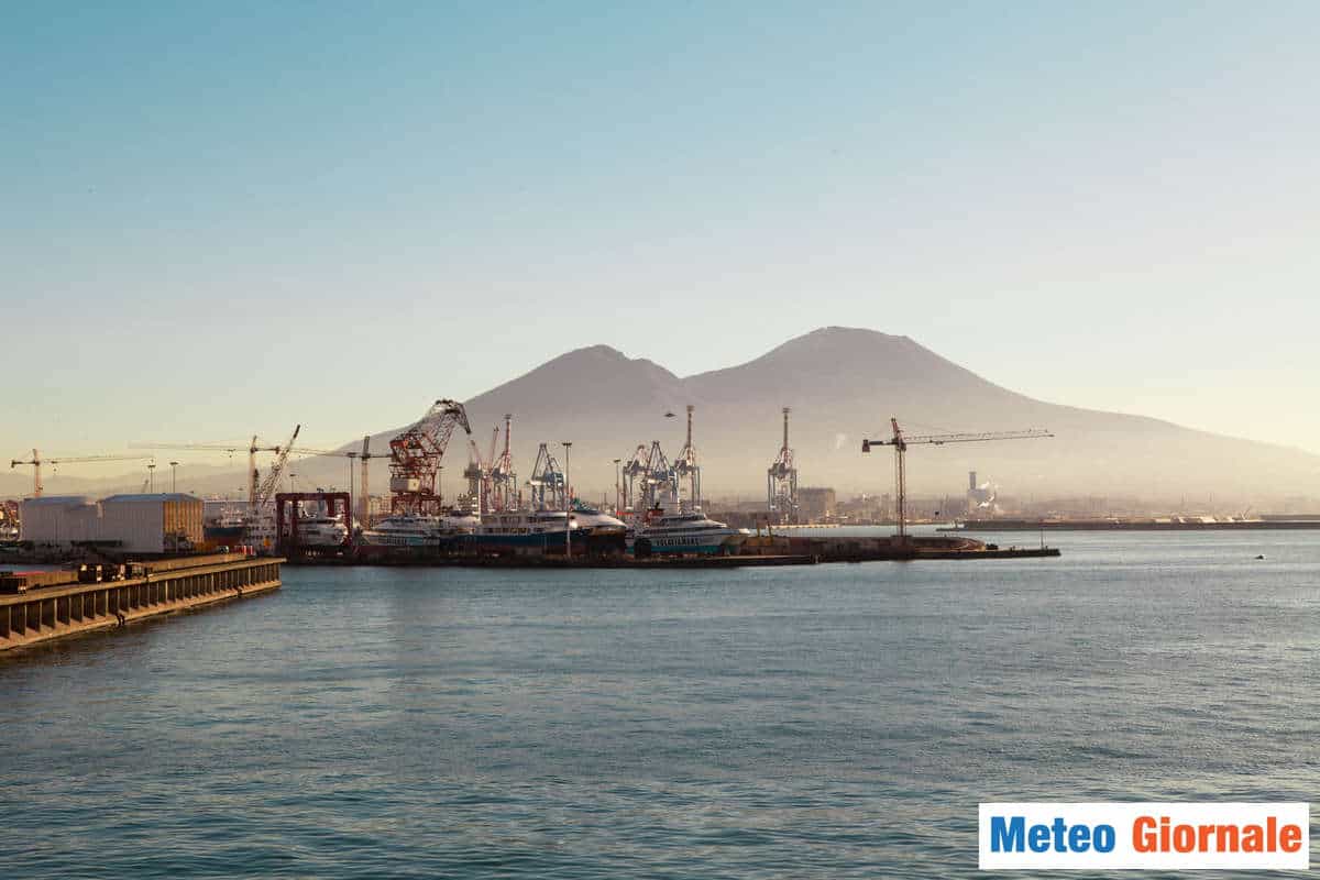 Meteo NAPOLI: caldo africano, probabile cambiamento più avanti