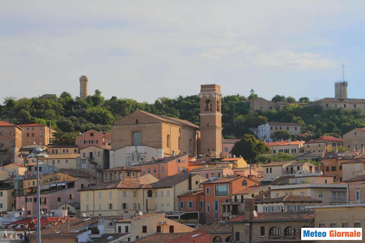 Meteo ANCONA: bel tempo e caldo. Settimana prossima rischio temporali