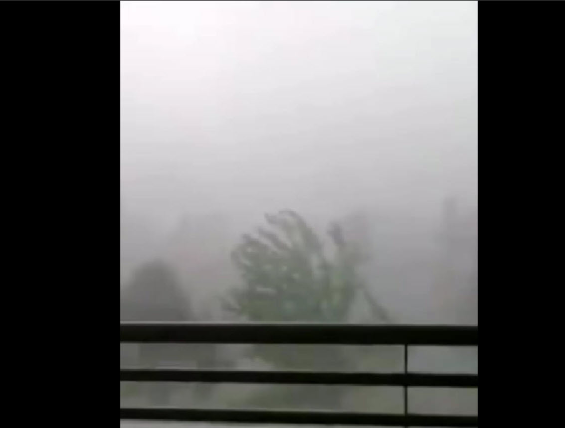Meteo Milano, nubifragio e grandine. Temporale a supercella. Video