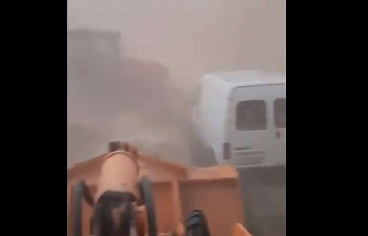 Bielorussia, mai visto da noi niente del genere. Sembra una guerra meteo. Video