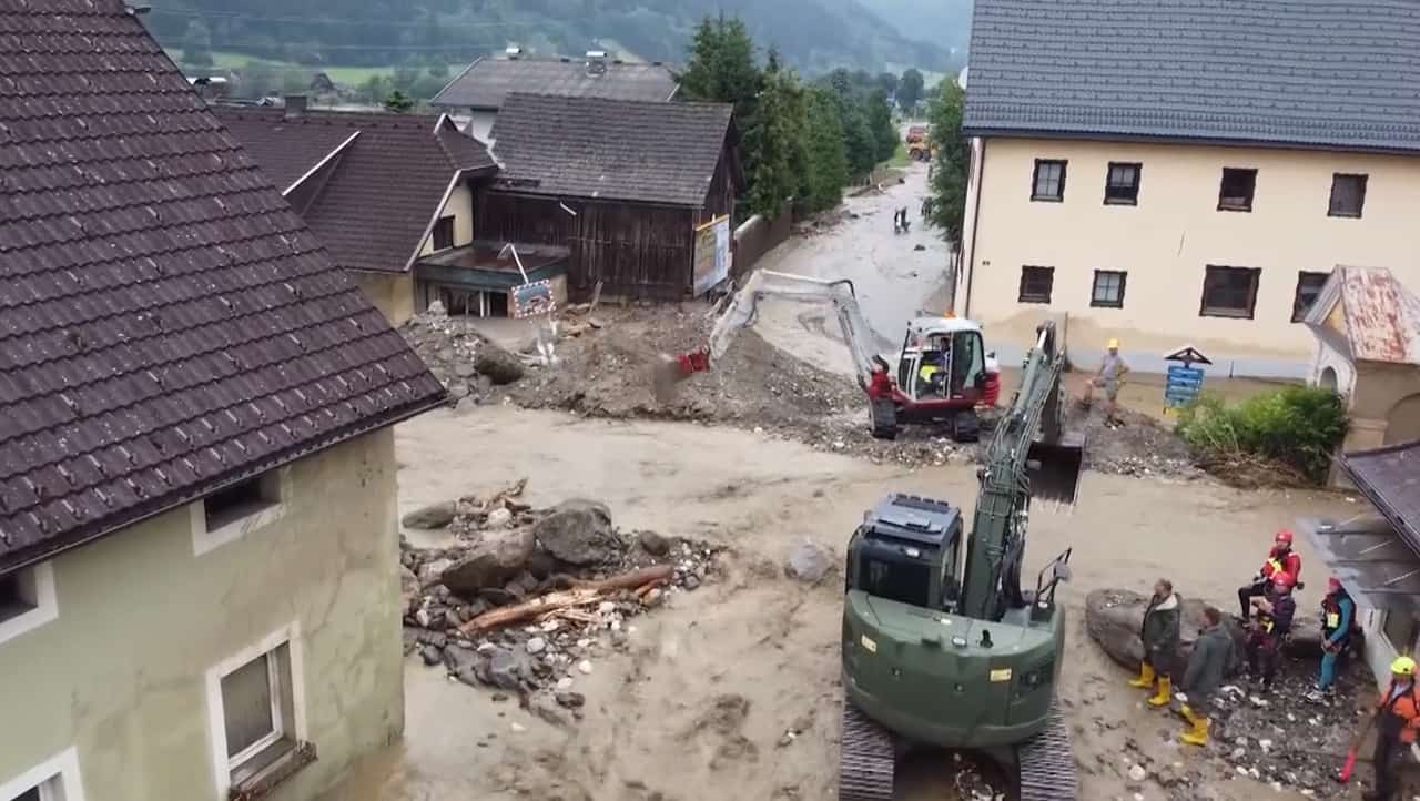 Video meteo: Alluvioni in Austria, le case sepolte dal fango