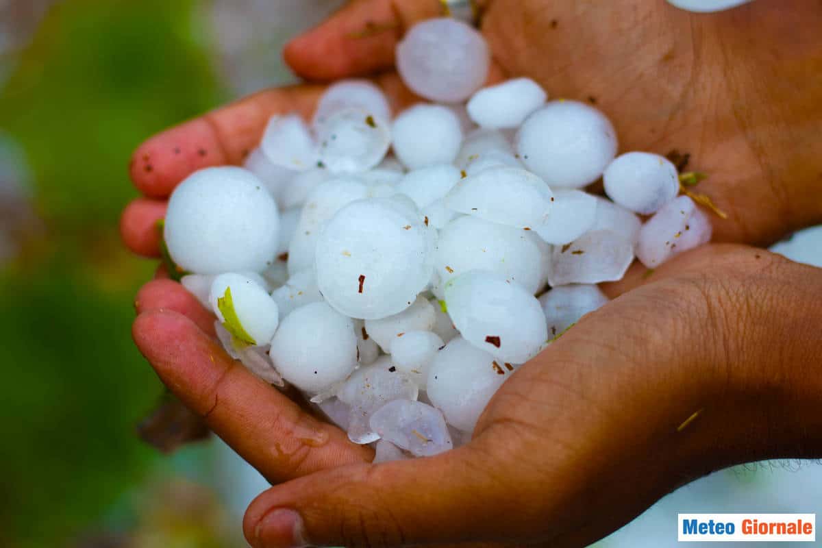 Anche oggi numerose cadute di grandine in Italia