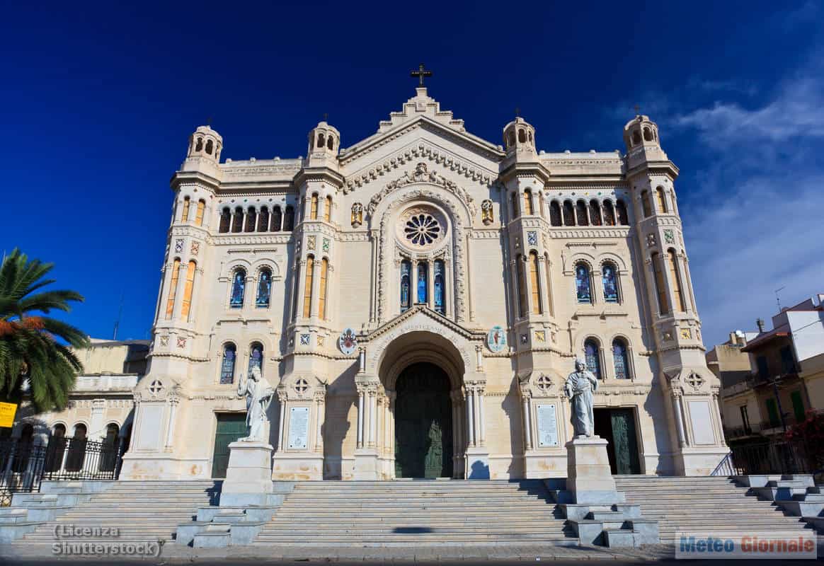 Meteo REGGIO DI CALABRIA: caldo afoso
