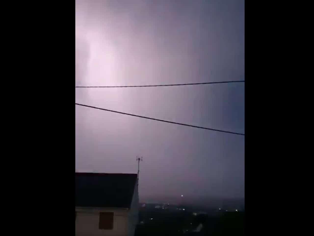 Tempeste elettriche tra Nord Italia ed Europa centrale. Video meteo straordinario