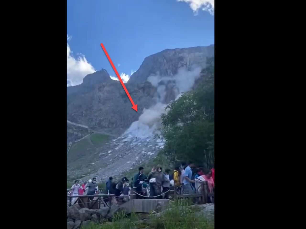 Gigantesca frana in Cina. Video