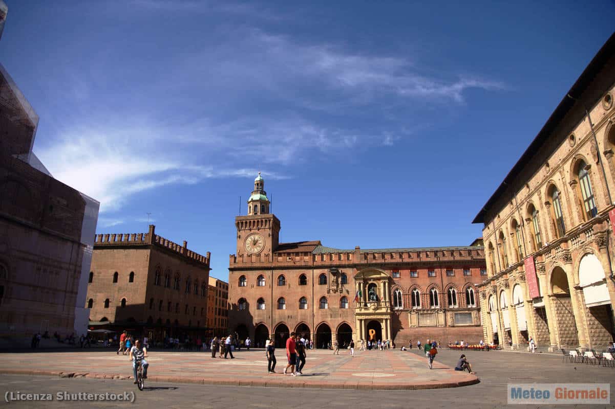 Meteo BOLOGNA caldo intenso, tendenza a forti temporali, poi di nuovo situazione tropicale
