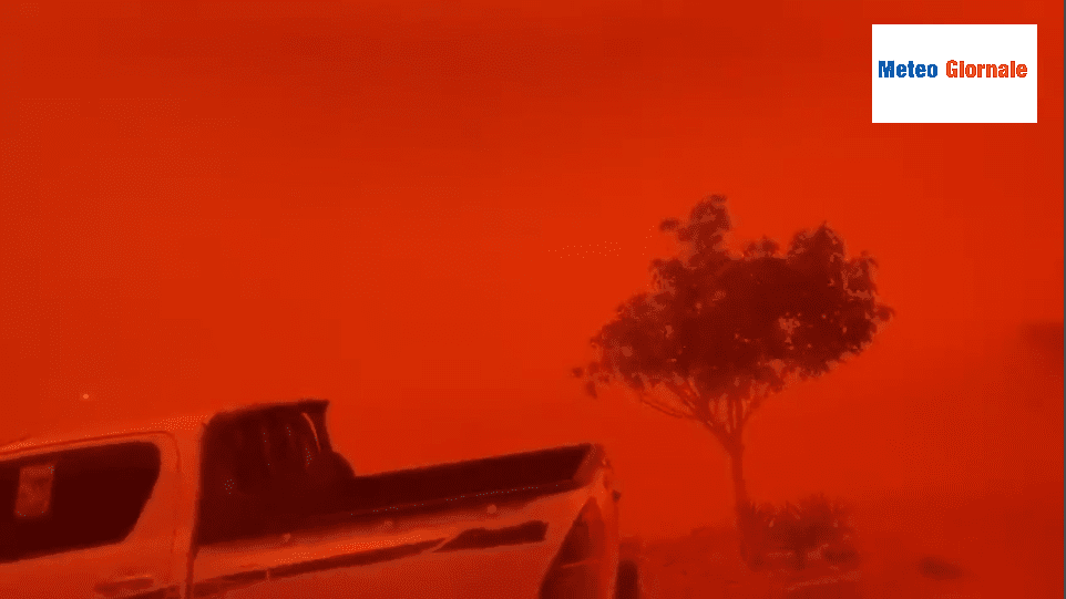 Apocalisse, no, è una tempesta di sabbia nella regione Tamra in Arabia Saudita. Video meteo