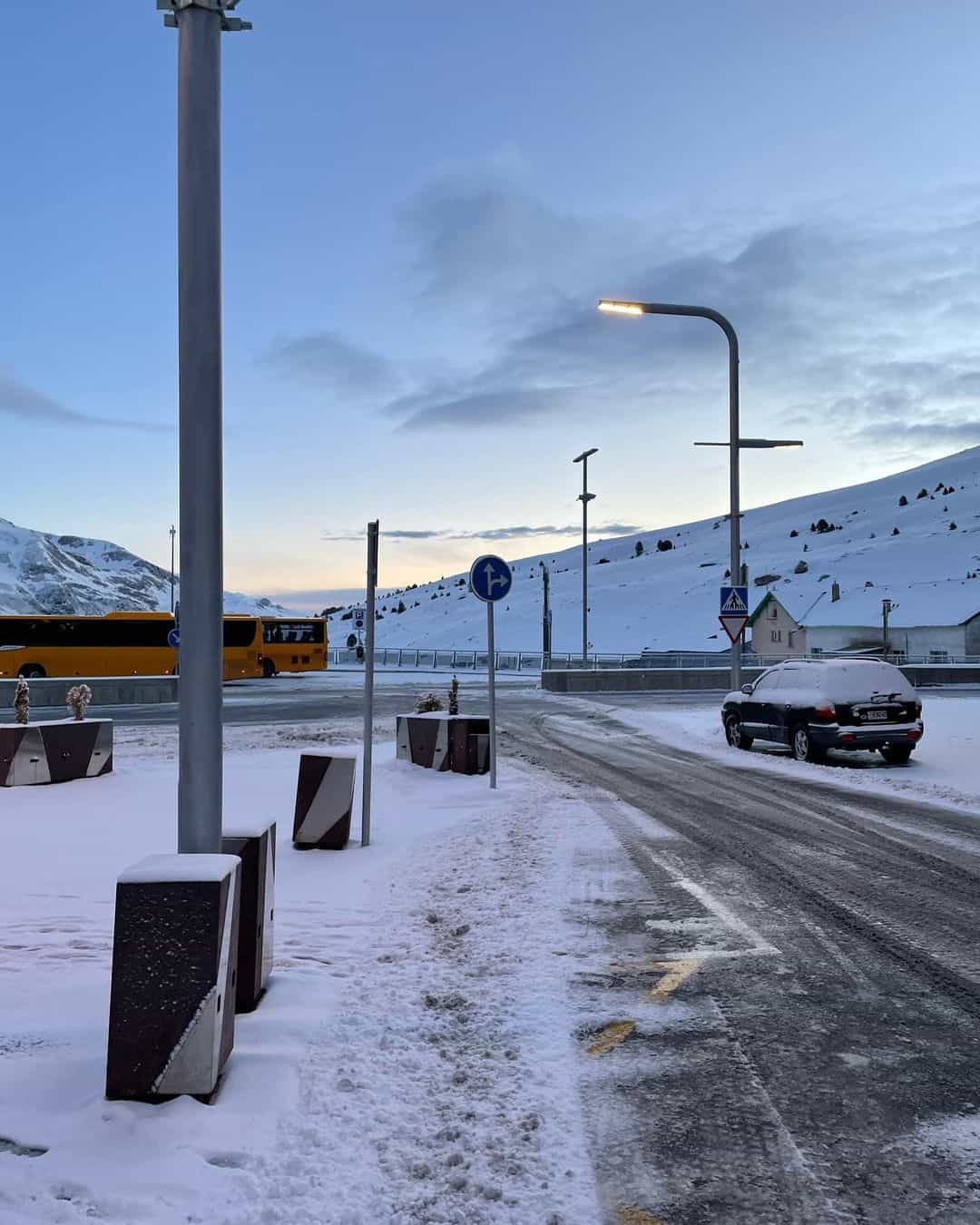 Nevicata sul Pas de la Casa, Andorra. Inverno sempre più vicino