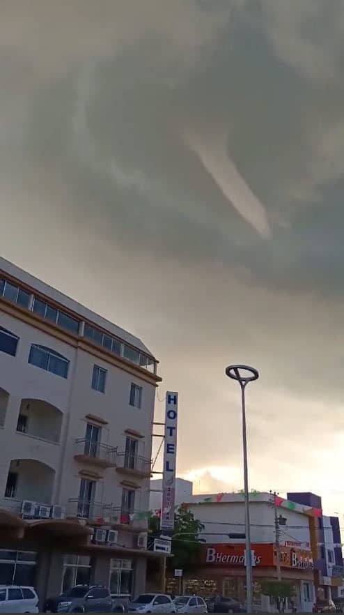Tornado in Messico. Video meteo